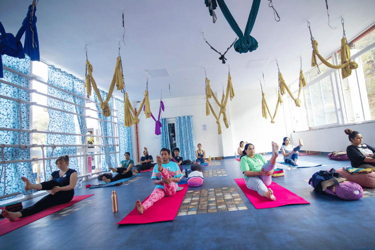 100 hour yoga teacher training course in rishikesh, india