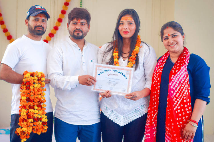 100 hour yoga ttc in rishikesh, india