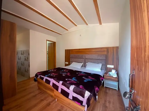 Rishikesh Yog Kendra yoga center in rishikesh