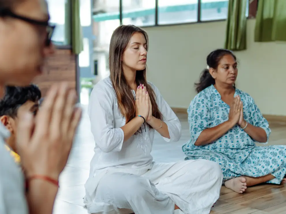 300 hour yoga teacher training in Rishikesh